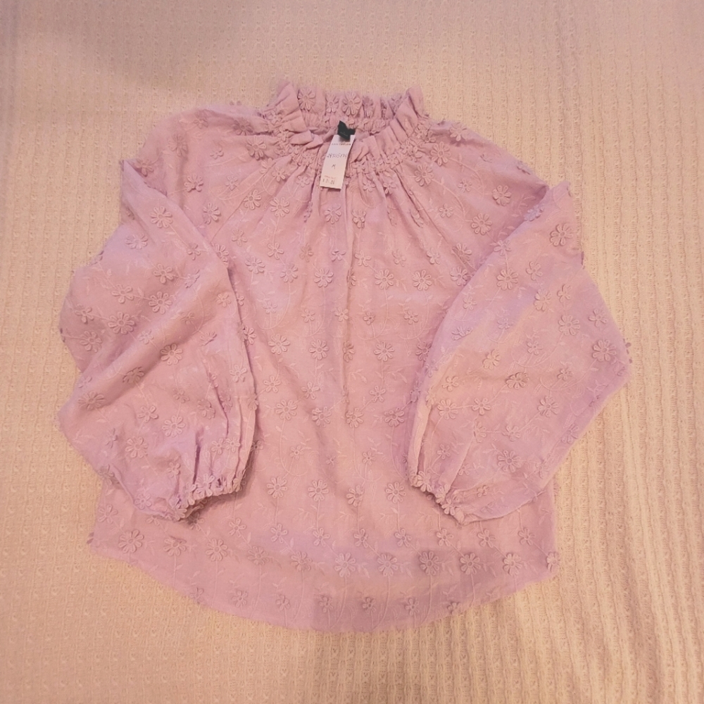 NWT. Lavender blouse, Ann Taylor, medium. GORGEOUS